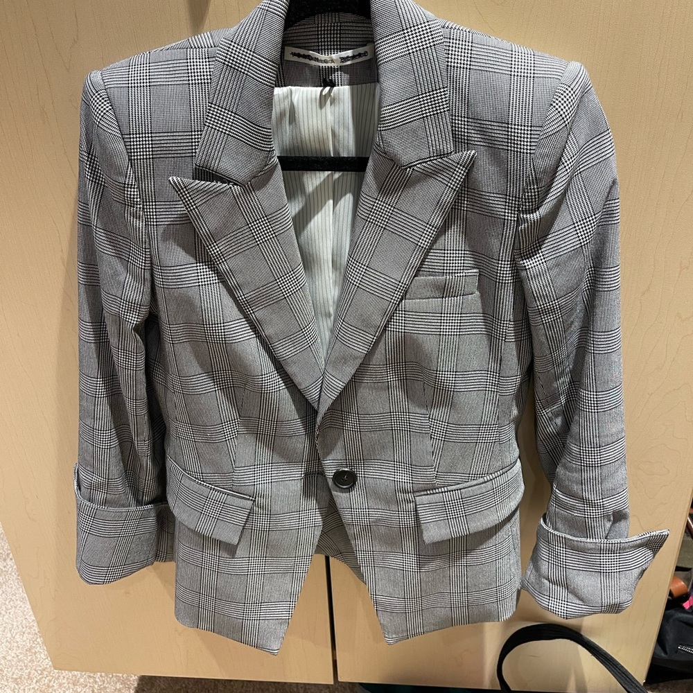 Veronica beard blazer size 2. New
